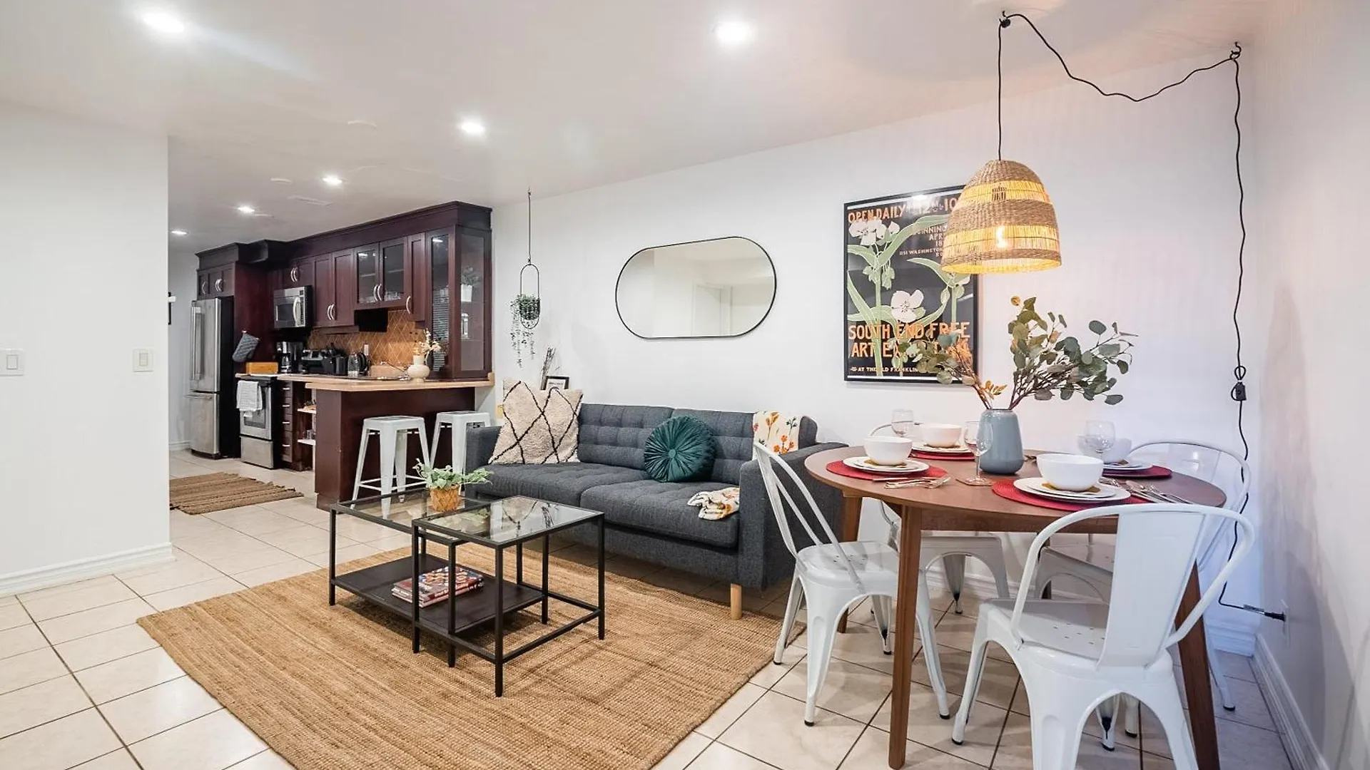 Cozy Basement Apt With Private Patio! Toronto 0*,  Canada